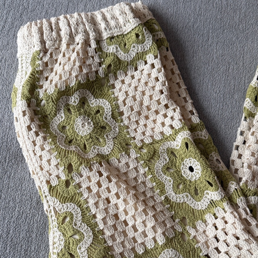 NWOT Three Bird Nest Crochet Pant - Picture 7 of 8